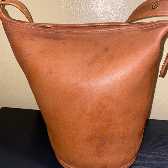 Coach Bags Coach British Tan Leather Bucket Crossbody Bag Poshmark